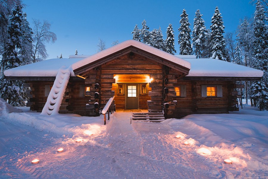 هتل های فنلاند Arctic Circle Wilderness Lodge