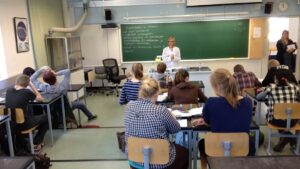 مقایسه سیستم آموزشی ایران با فنلاند
